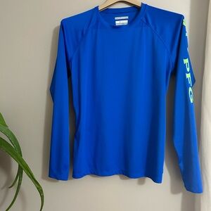 Columbia sun protection shirt